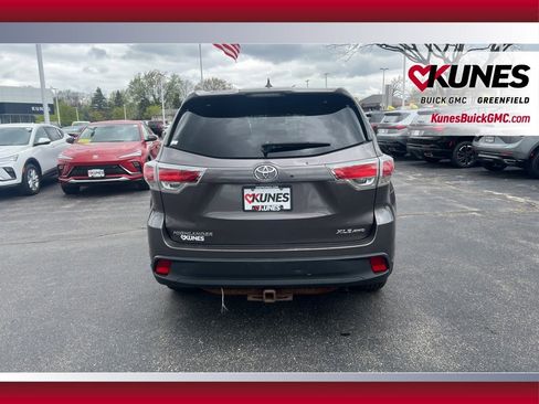 Used 2014 Toyota Highlander XLE AWD/4WD image 7