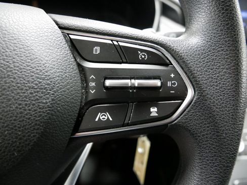 Used 2022 Hyundai Santa Fe SE image 25