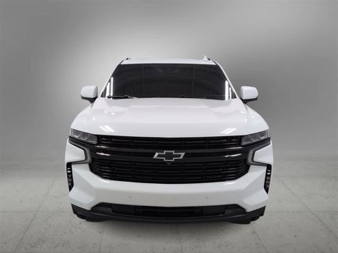 Used 2023 Chevrolet Tahoe RST w/ Luxury Package image 3