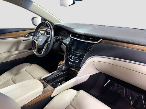 Used 2018 Cadillac XTS Luxury AWD/4WD image 32