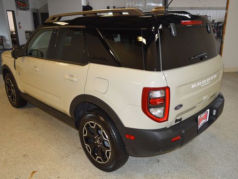 Used 2025 Ford Bronco Sport Outer Banks w/ Outer Banks Tech Package+ image 5