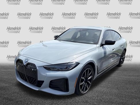 Used 2024 BMW i4 eDrive40 w/ M Sport Package image 7