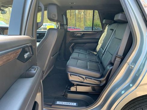 Used 2025 Chevrolet Tahoe LT AWD/4WD image 14