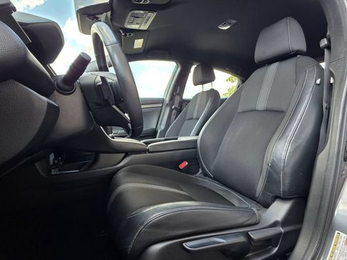 Used 2021 Honda Civic Sport image 10