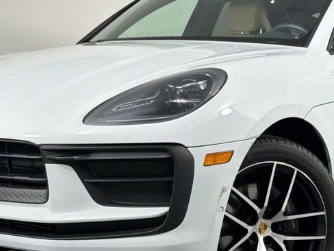 Certified 2023 Porsche Macan AWD/4WD image 6