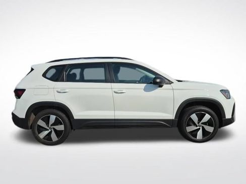 Used 2025 Volkswagen Taos S AWD/4WD image 4