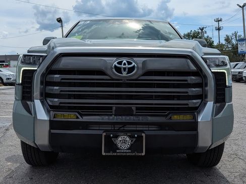 Used 2024 Toyota Tundra Limited AWD/4WD image 4