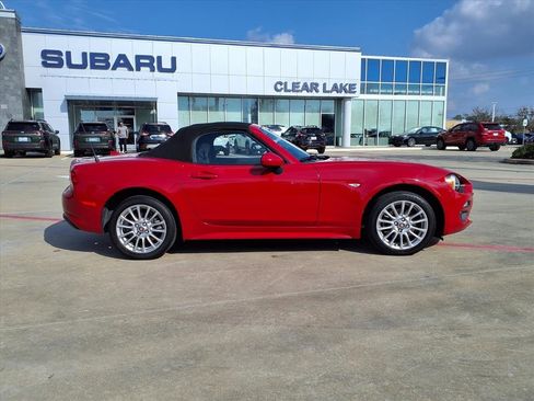 Used 2020 FIAT 124 Spider Classica w/ Technology Group image 7