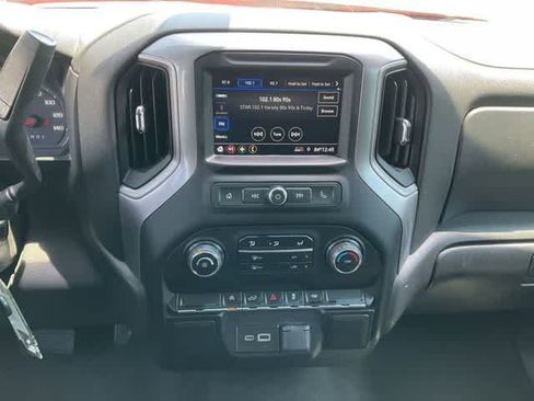 Used 2022 Chevrolet Silverado 1500 Custom RWD image 19