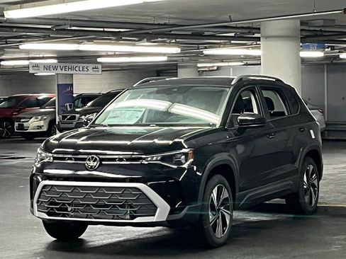 New 2026 Volkswagen Taos SE AWD/4WD image 3