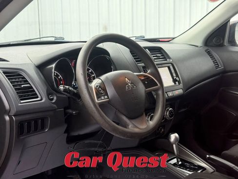 Used 2020 Mitsubishi Outlander Sport ES image 10