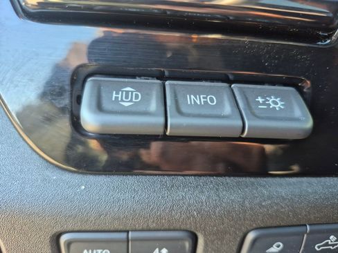 Used 2025 Chevrolet Silverado 2500 ZR2 w/ Technology Package AWD/4WD image 22