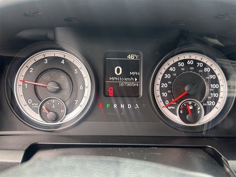 Used 2013 RAM 1500 Express image 26