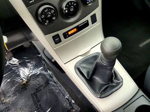 Used 2010 Toyota Corolla S FWD image 17