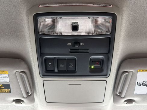 Used 2021 Toyota 4Runner SR5 AWD/4WD image 18