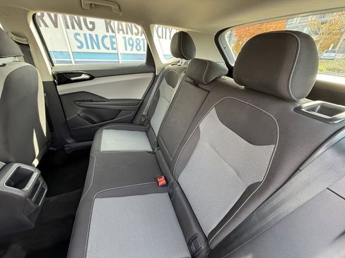 Used 2024 Volkswagen Taos S image 8