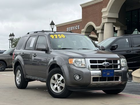 Used 2010 Ford Escape Limited AWD/4WD image 1
