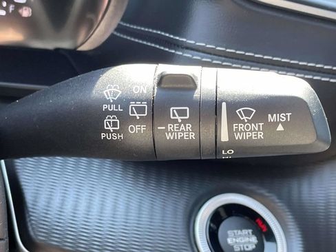 Used 2024 Jeep Grand Cherokee Altitude AWD/4WD image 34