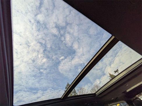 Used 2022 Jeep Wagoneer Series I image 23