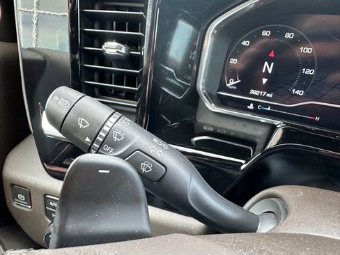 Used 2022 GMC Sierra 1500 SLT w/ SLT Convenience Package image 13