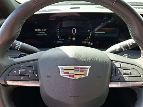 Certified 2025 Cadillac XT4 Premium Luxury image 22