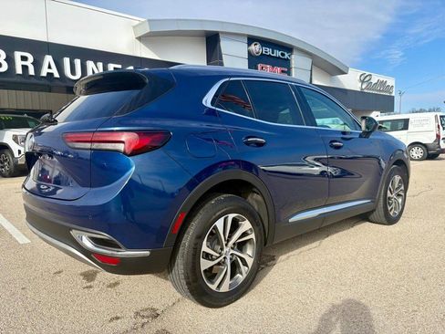 Used 2023 Buick Envision Essence image 3