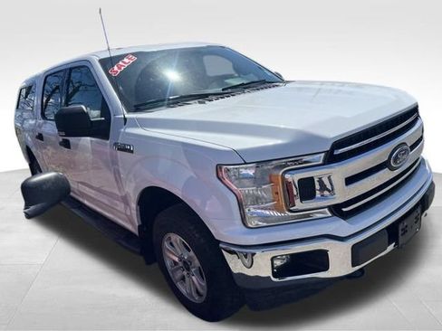 Used 2018 Ford F150 XLT w/ Equipment Group 301A Mid AWD/4WD image 6