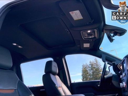 Used 2020 GMC Sierra 2500 AT4 w/ Technology Package image 22