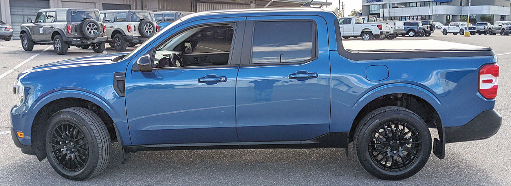 Certified 2024 Ford Maverick Lariat FWD image 5