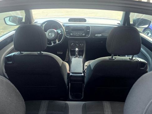 Used 2013 Volkswagen Beetle 2.0T image 8