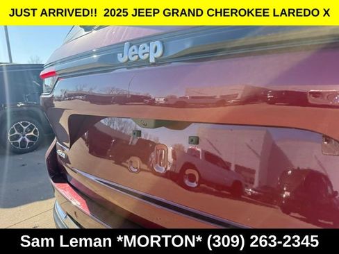 New 2025 Jeep Grand Cherokee Laredo X image 9