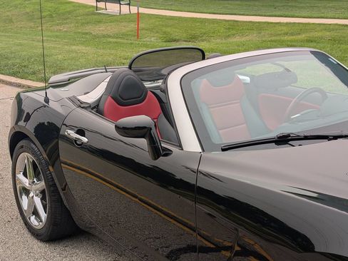 Used 2007 Saturn Sky w/ Premium Trim Pkg RWD image 16