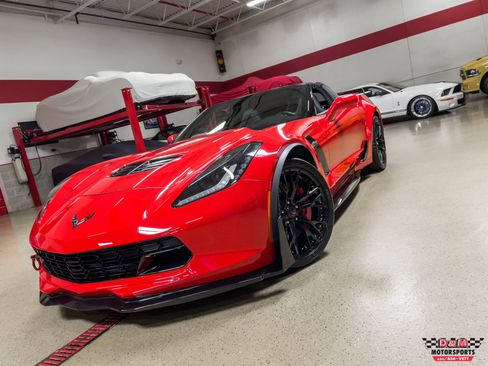 Used 2019 Chevrolet Corvette Z06 RWD image 36