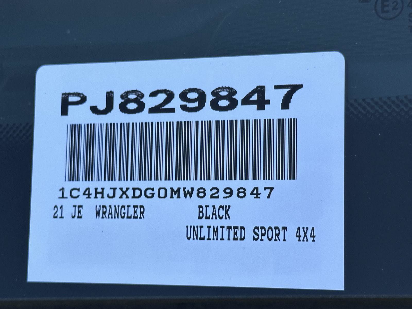 Used 2021 Jeep Wrangler Unlimited Sport AWD/4WD image 15