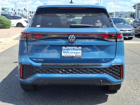 New 2026 Volkswagen Tiguan SEL R-Line image 5