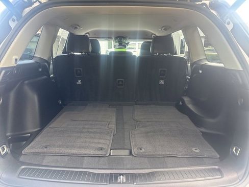 Certified 2023 Jeep Grand Cherokee Limited image 33