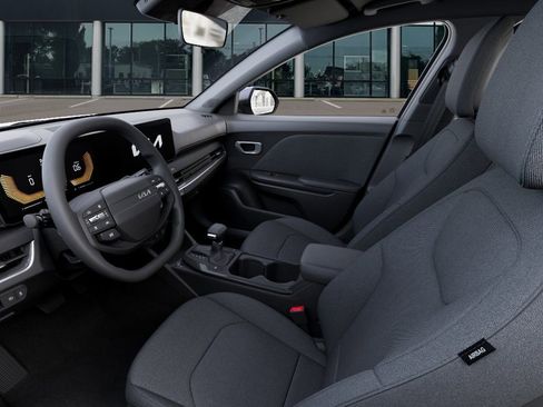 New 2026 Kia K4 LXS image 18
