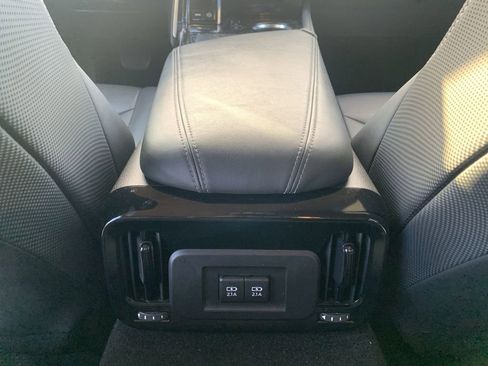 Used 2022 Toyota Mirai XLE w/ Advanced Technology Package image 20