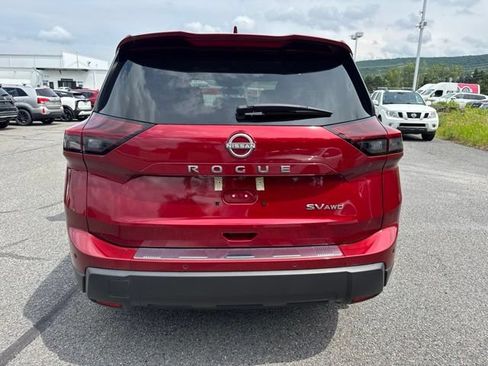 Certified 2024 Nissan Rogue SV AWD/4WD image 6