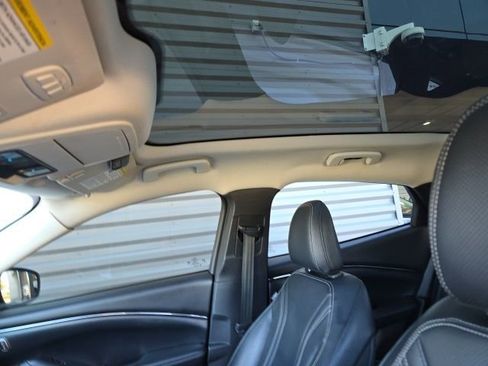 Used 2021 Ford Mustang Mach-E Premium image 19