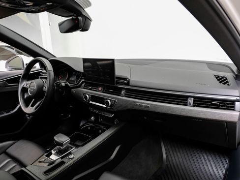 Used 2023 Audi A4 2.0T Premium w/ Convenience Package image 17