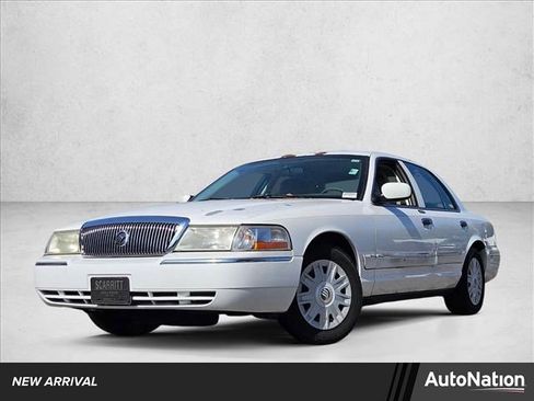 Used 2004 Mercury Grand Marquis GS image 1