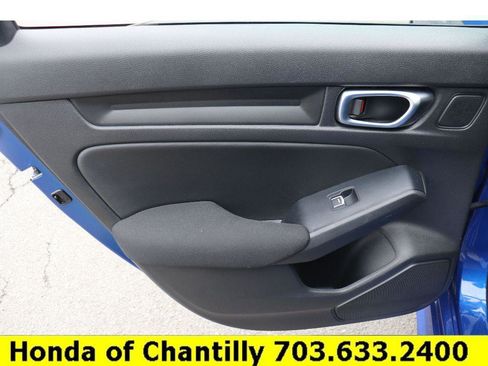 Used 2023 Honda Civic Sport image 23