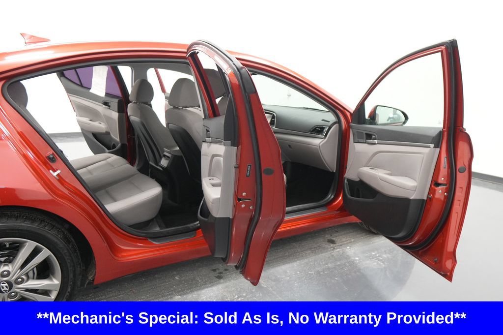 Used 2017 Hyundai Elantra SE FWD image 23