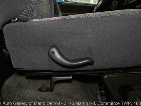 Used 1998 Dodge Ram 1500 Truck 2WD Regular Cab image 40