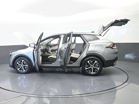 Used 2024 Kia Sportage EX FWD image 72
