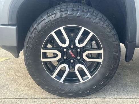 Used 2020 GMC Sierra 1500 AT4 w/ AT4 Premium Package AWD/4WD image 6