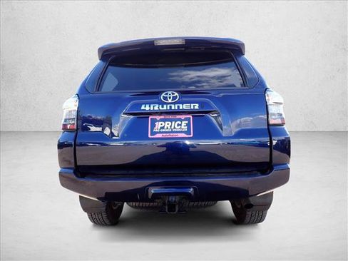 Used 2021 Toyota 4Runner SR5 Premium w/ Moonroof Package AWD/4WD image 3
