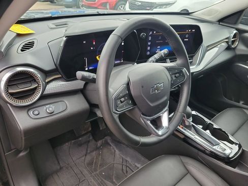 Certified 2024 Chevrolet Trax ACTIV w/ Driver Confidence Package image 21