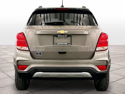 Used 2020 Chevrolet Trax LT w/ LT Convenience Package AWD/4WD image 4